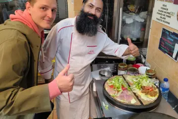 Restaurant in Chez Nicos in Paris