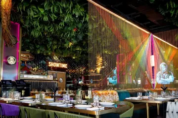 Restaurant in Paperfish Sushi in Miami