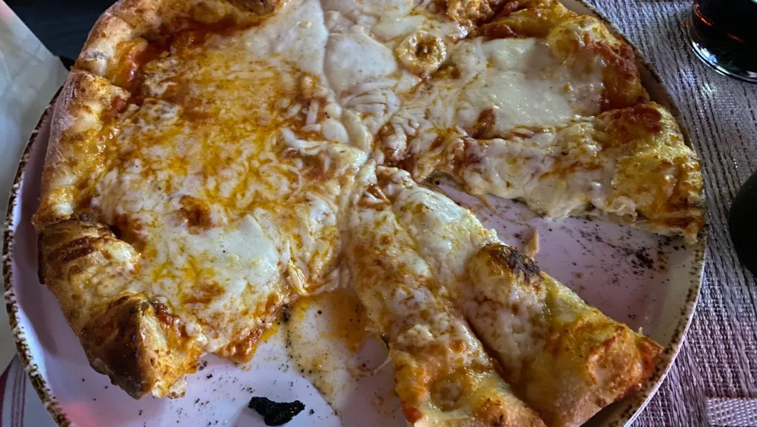 Restaurant in Posto 896 Italian And Hungarian Cuisine in Los Angeles