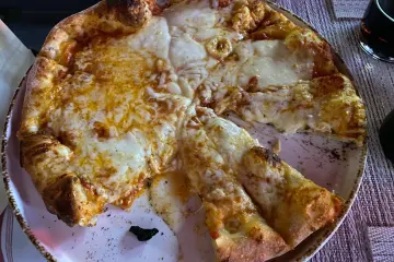 Restaurant in Posto 896 Italian And Hungarian Cuisine in Los Angeles
