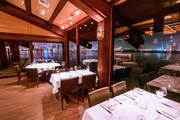 Restaurant in Juniper and Ivy in San Diego