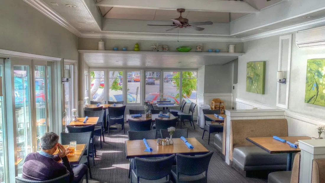 Restaurant in The Cottage La Jolla in San Diego