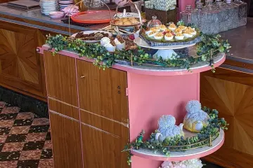 Restaurant in Morning Glory in San Diego
