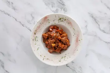 Restaurant in Posto 896 Italian And Hungarian Cuisine in Los Angeles