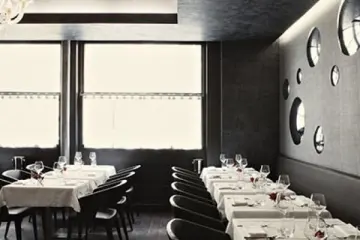 Restaurant in Le Maxan Restaurant in Paris