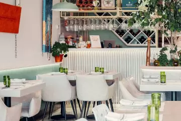Restaurant in Posto 896 Italian And Hungarian Cuisine in Los Angeles