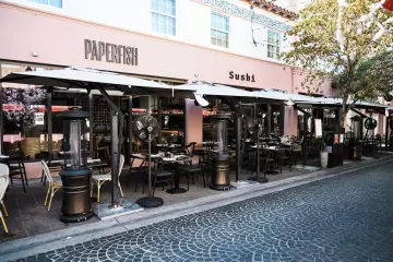 Restaurant in Paperfish Sushi in Miami