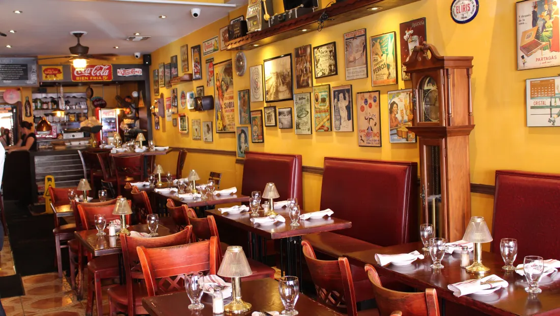Restaurant in El Cristo Restaurant in Miami