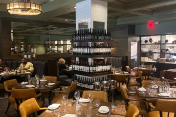 Restaurant in 71Above Restaurant and Skylounge in Los Angeles