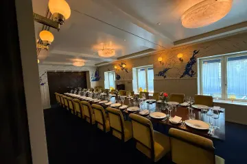 Restaurant in Drouant in Paris