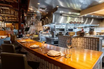 Restaurant in Juniper and Ivy in San Diego