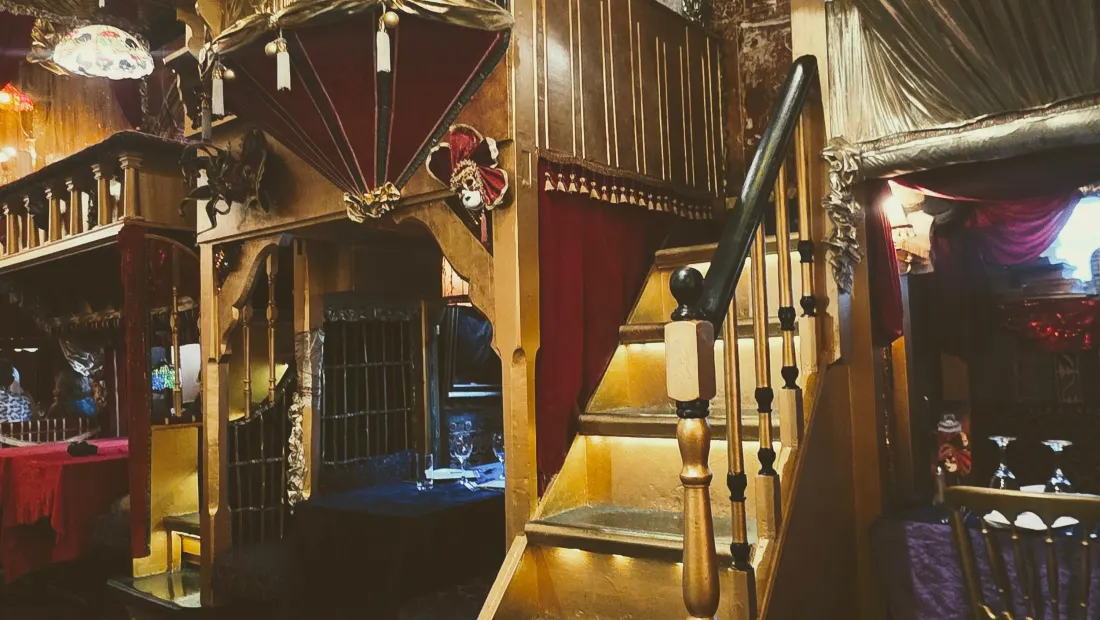 Restaurant in Sarastro Restaurant in London