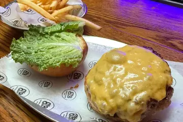 Restaurant in Black Iron Burger in New York