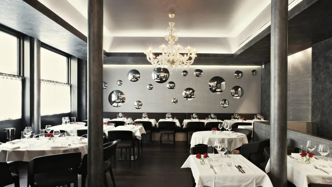 Restaurant in Le Maxan Restaurant in Paris