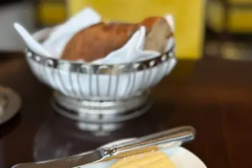 Restaurant in Drouant in Paris