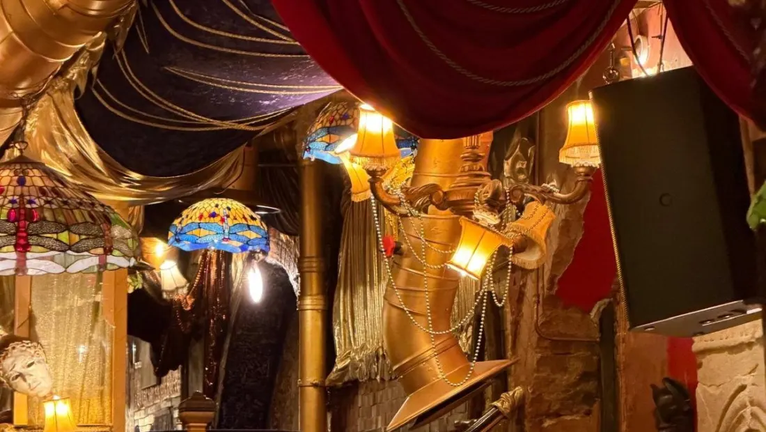 Restaurant in Sarastro Restaurant in London