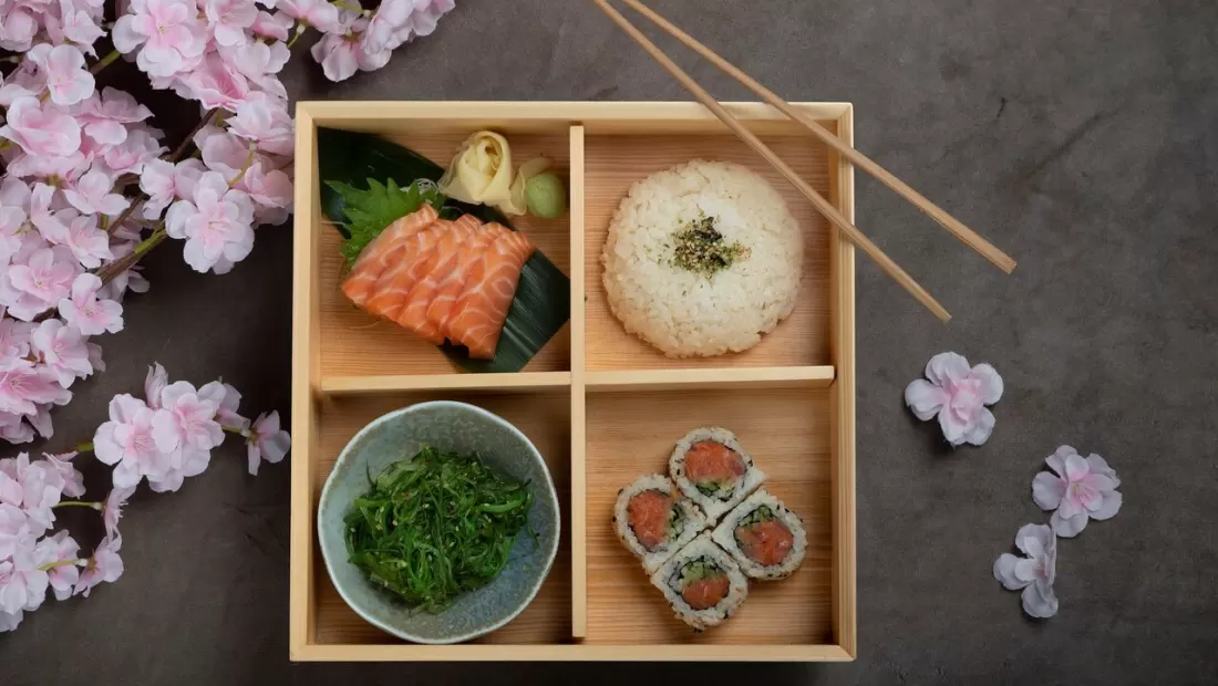 Restaurant in Paperfish Sushi in Miami
