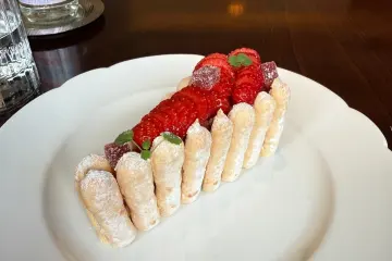 Restaurant in Drouant in Paris