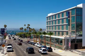 Restaurant in Juniper and Ivy in San Diego