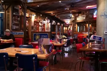 Restaurant in Sushi Gen in Los Angeles