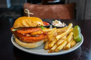 Restaurant in Mr. D's Restaurant & Lounge in New York