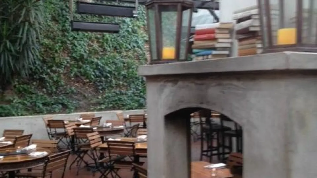 Restaurant in Baltaire Restaurant in Los Angeles