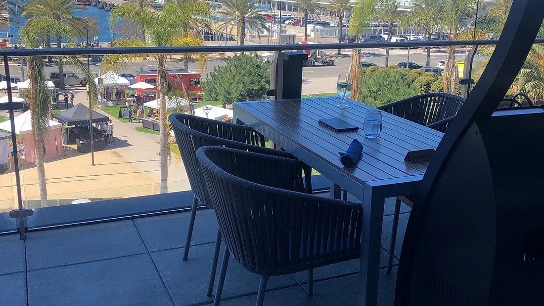 Restaurant in Vistal Restaurant in San Diego