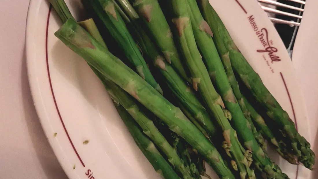 Restaurant in Musso & Frank Grill in Los Angeles