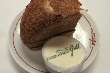 Restaurant in Musso & Frank Grill in Los Angeles