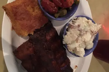 Restaurant in Baby Blues BBQ in Los Angeles