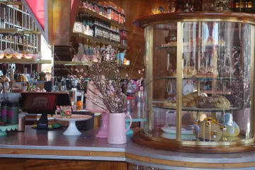 Restaurant in Morning Glory in San Diego