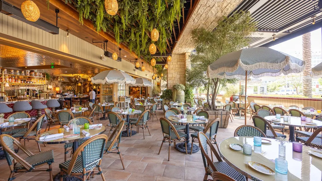Restaurant in Lucrezia La Jolla in San Diego
