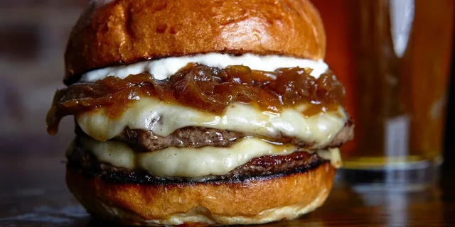 Restaurant in Black Iron Burger in New York