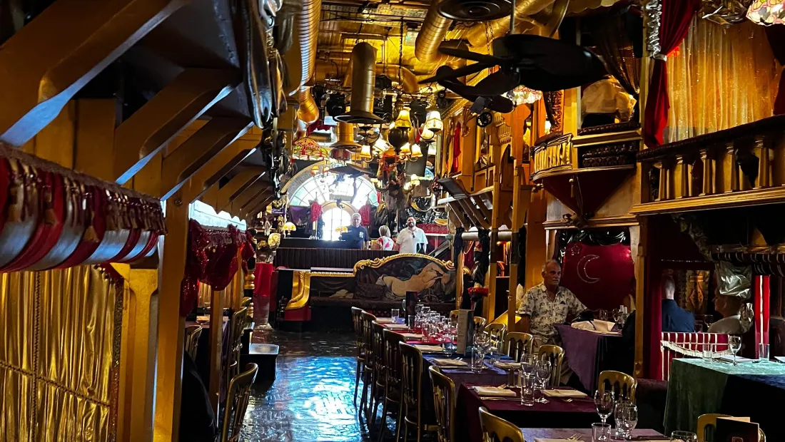 Restaurant in Sarastro Restaurant in London