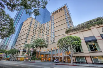 Restaurant in 71Above Restaurant and Skylounge in Los Angeles