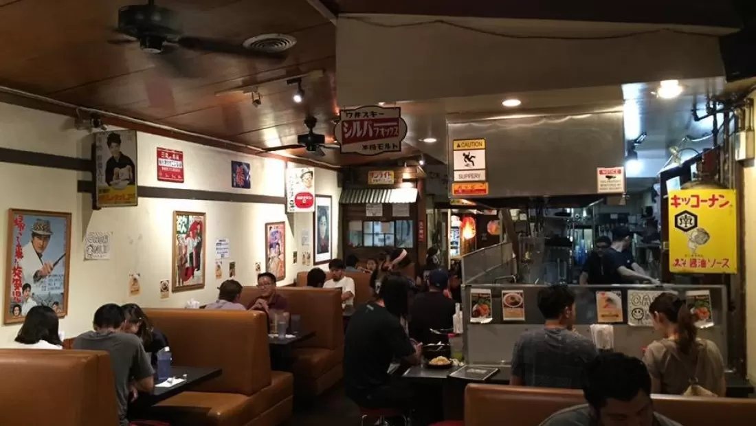 Restaurant in Sushi Gen in Los Angeles