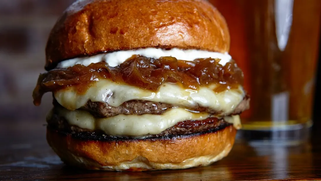 Restaurant in Black Iron Burger in New York